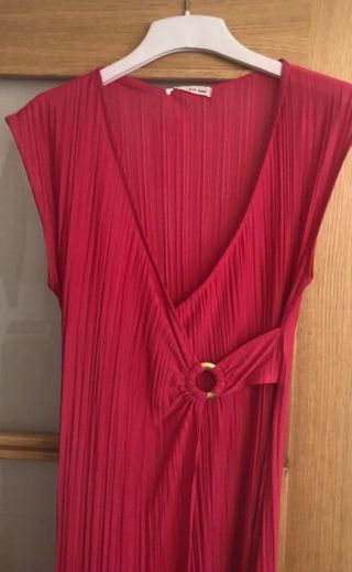 Vestido fucsia Sfera