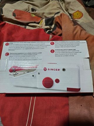 Máquina de coser portátil