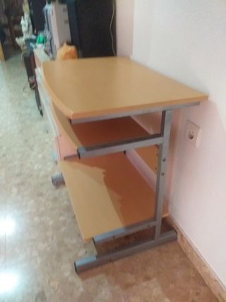 mesa de ordenador