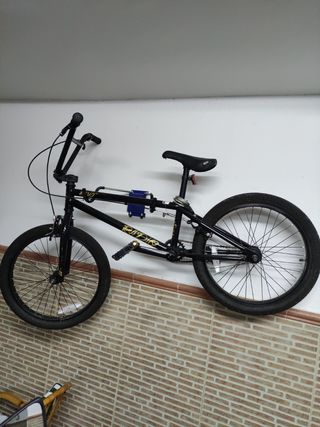 Bicicleta BMX 20" RBC Revo Pro