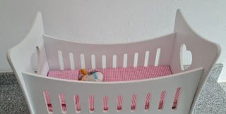 Cuña/cama para muñecos