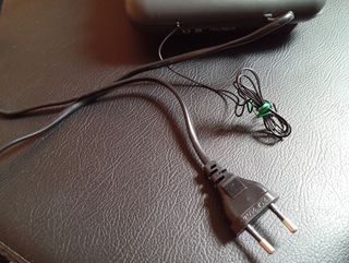 Radio Reloj Despertador SOLAC para mesita de noche