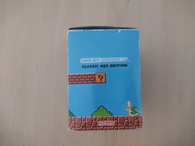 📦 Caja de Gameboy Advance SP Edicion Limitada NES
