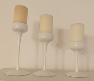 Candelabros/ Portavelas color blanco