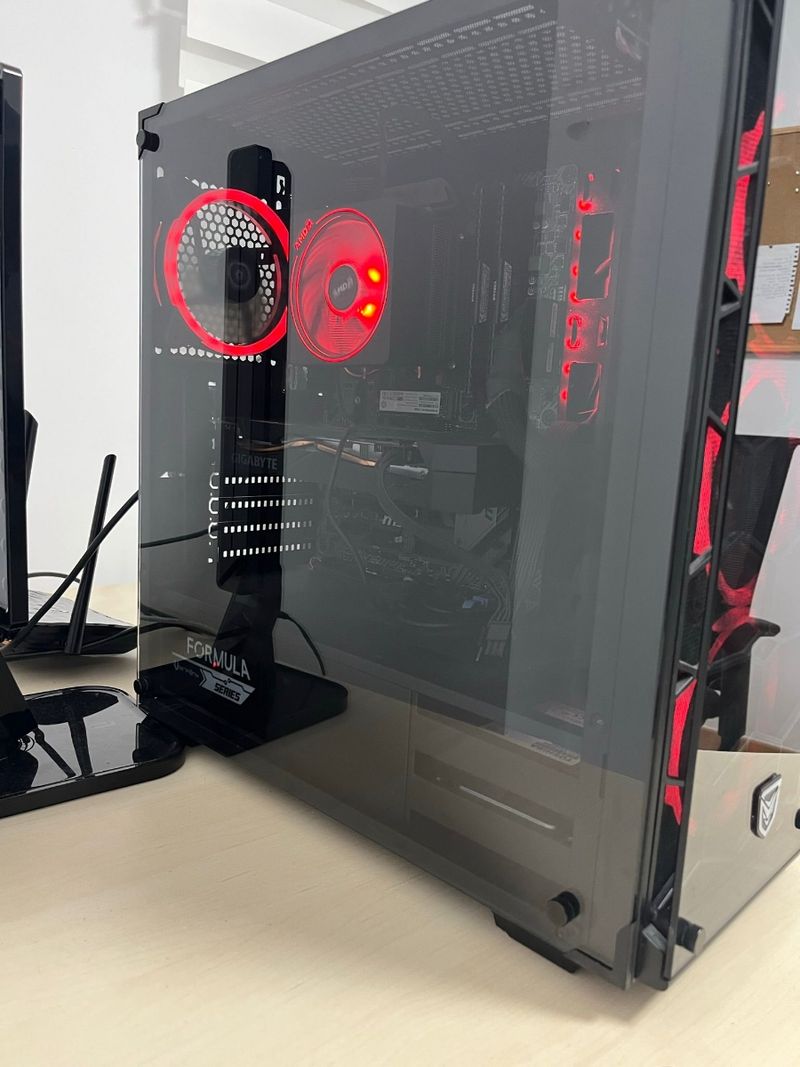 PC Gaming alta gama afbeelding 3