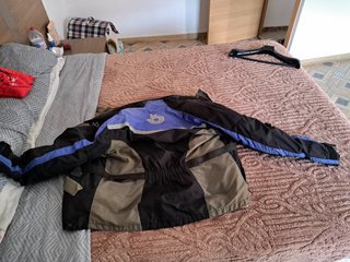 Chaqueta de moto con pantalón de moto