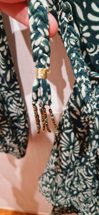 Vestido camisero Zara.