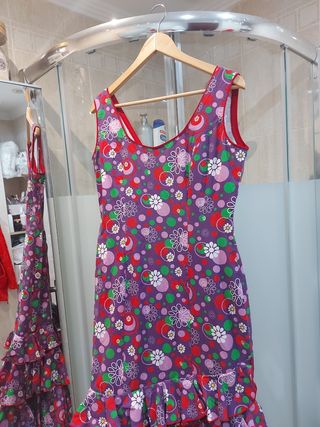 Traje de flamenca lila mujer