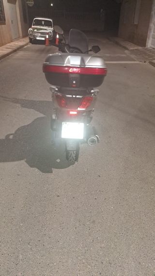 Xmax 250
