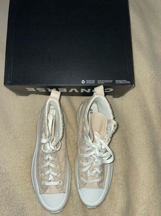 Converse pelo