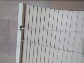 Due tende veneziane in legno larghe 120 cm