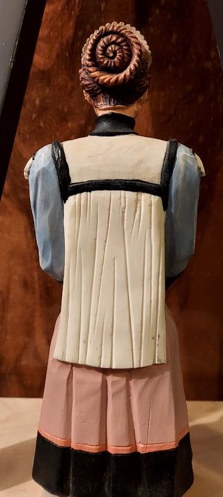 Gigantes navarros de resina, artesanales