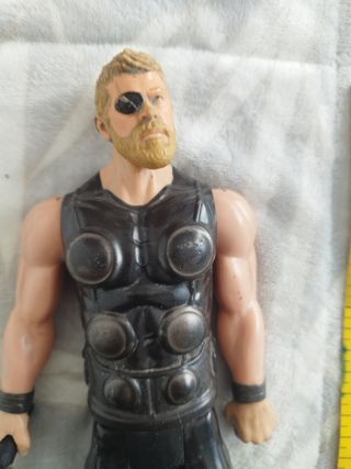 Figura accion Marvel Thor