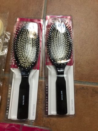OFERTA LOTE  rizapestañas y brochas maquillaje