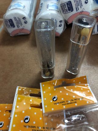 OFERTA LOTE  rizapestañas y brochas maquillaje