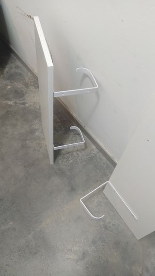 Baldas  estantería ablancas