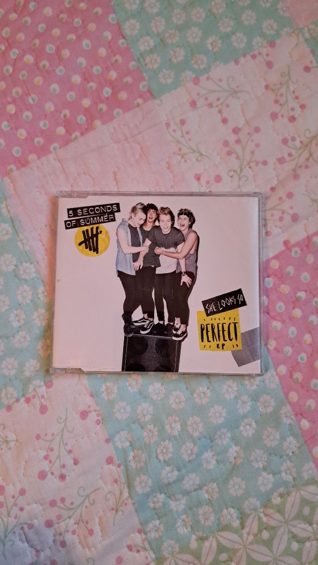 CD 5 Seconds of Summer