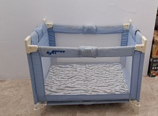 Cuna plegable