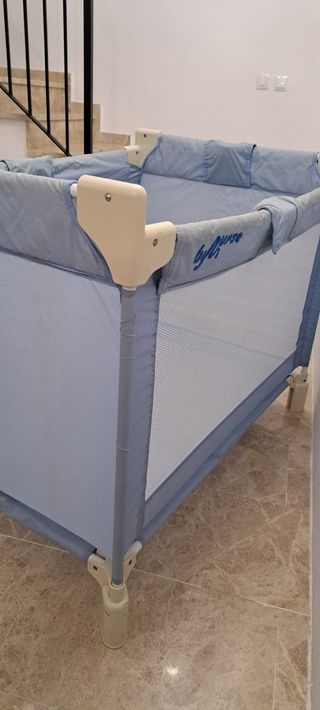 Cuna plegable