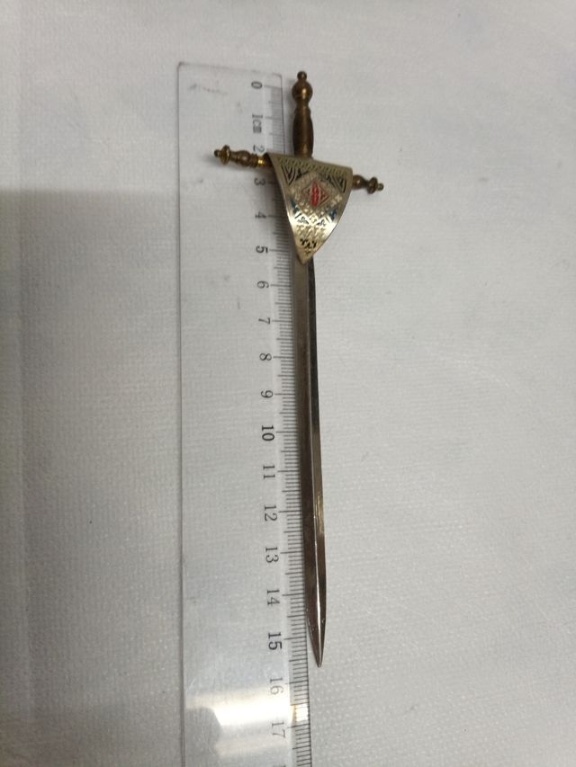 Abre cartas de Toledo