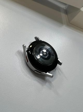 Samsung Galaxy Watch 4 plata