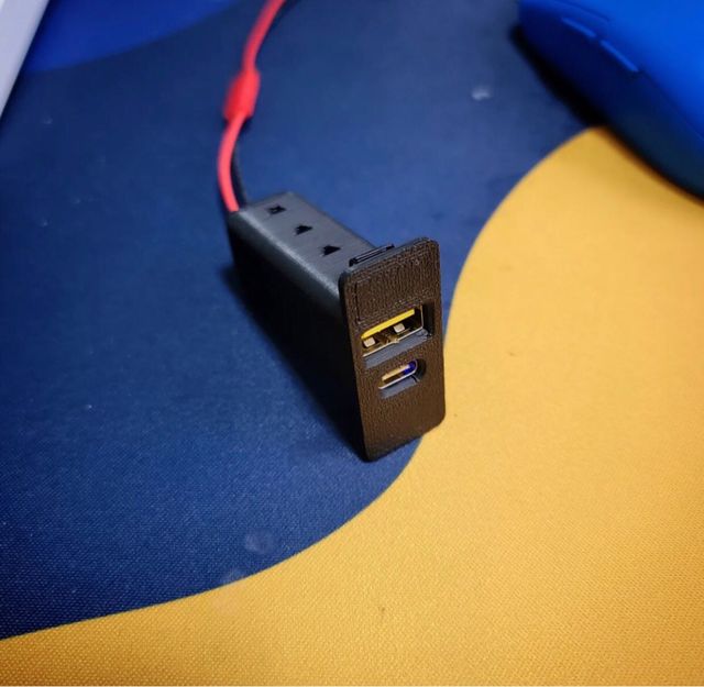 Tapas bmw e36 USB carga rapida