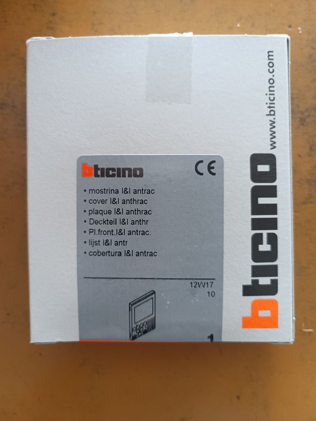 Bticino Placchette per video 344411-344412-344413