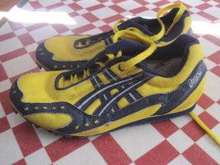 Zapatillas atletismo Asics talla 37.5