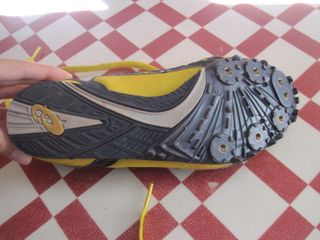 Zapatillas atletismo Asics talla 37.5