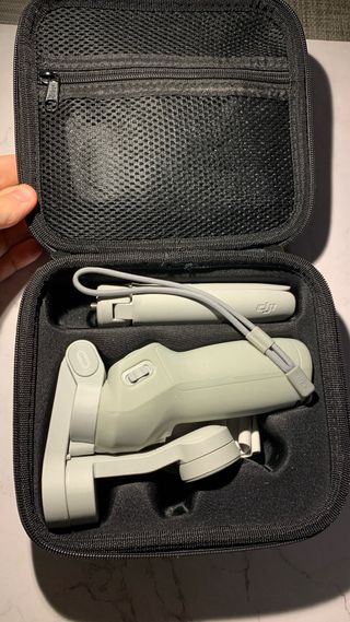 DJI Osmo Mobile 4 como nuevo