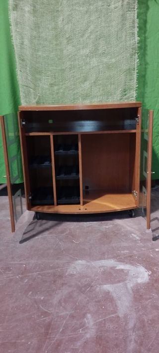 Mueble auxiliar con RUEDAS