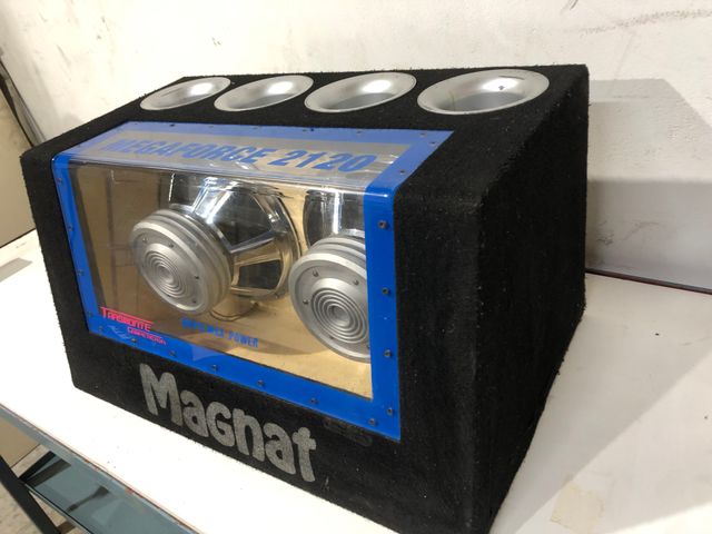 Altavoces Magnat Megaforce 2120