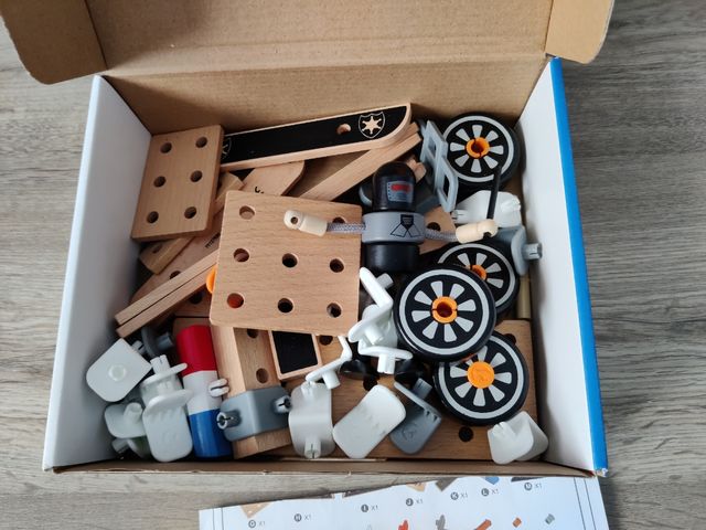 Juguete madera Montessori, Waldorf