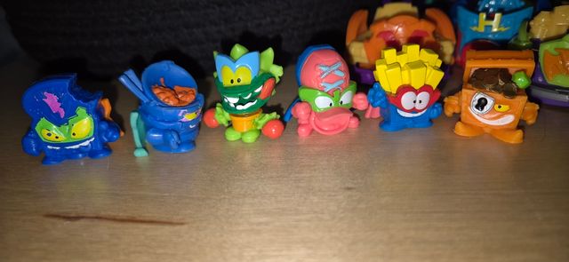 Superthing - Lote Vehículos