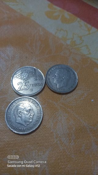 Monedas y billetes antiguos