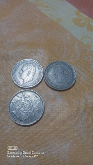 Monedas y billetes antiguos