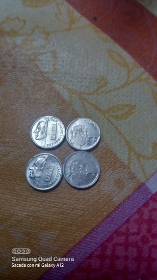 Monedas y billetes antiguos