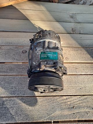 Compresor aire acondicionado 1J0 820 803 F