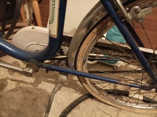 Bicicleta antigua en perfecto estado
