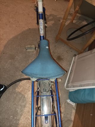 Bicicleta antigua en perfecto estado