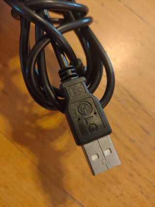 LG manos libres y cable datos