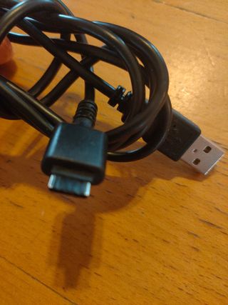 LG manos libres y cable datos