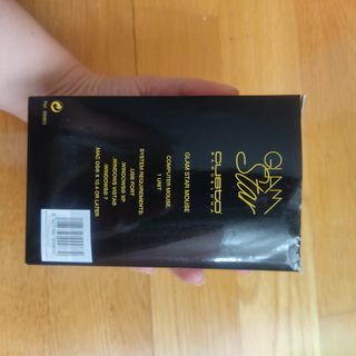 Ratón marca Custo Barcelona