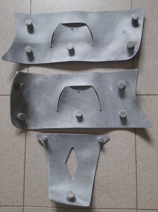 PROTECTOR DEL RADIADOR PARA RENAULT 6.