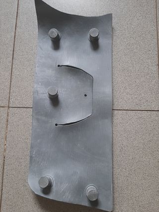 PROTECTOR DEL RADIADOR PARA RENAULT 6.