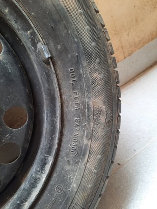 Rueda opel zafiro año 2000