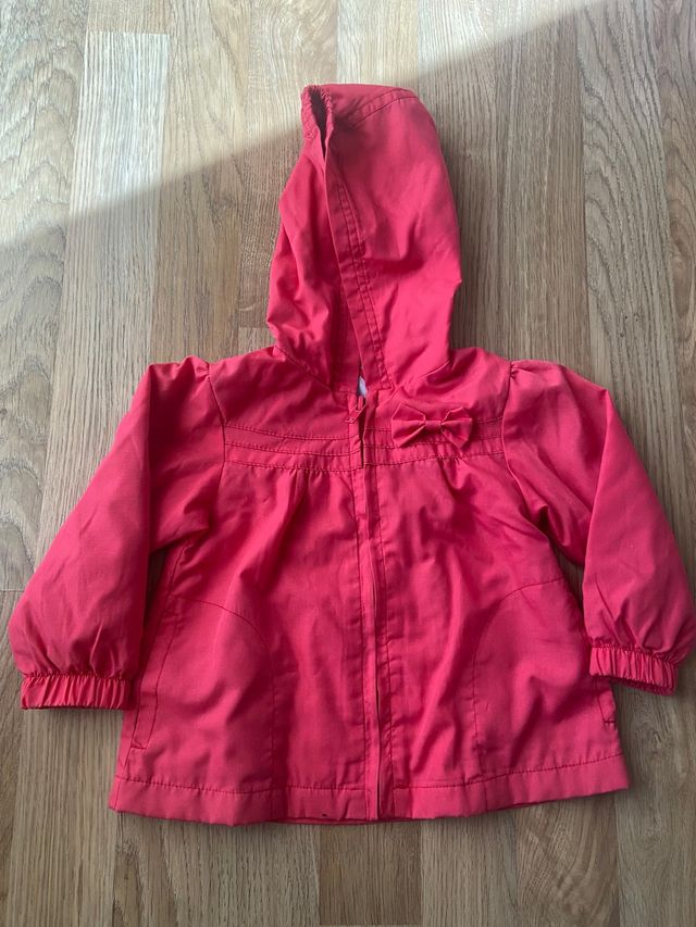 Chaqueta de entretiempo. 6 meses. Niña