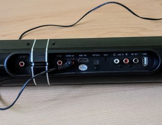 BARRA DE SONIDO 2.0 CON 6 ENTRADAS