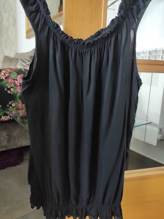 Blusa de chica sin mangas