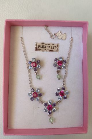 Conjunto gargantilla y pendientes Agatha 